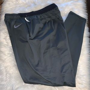 COPY - Men’s XL Nike Dri Fit pants